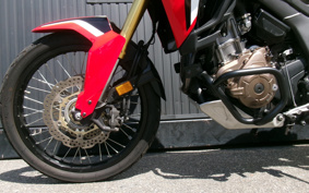 HONDA CFR1000 AfricaTwin 2016 SD04