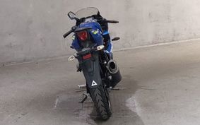 SUZUKI GSX-R125 DL33B