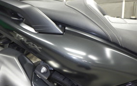YAMAHA T-MAX 530 DX 2017 SJ15J