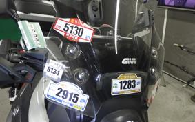 SUZUKI Vｽﾄﾛｰﾑ1000A 2019 VU51A