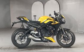 TRIUMPH STREET TRIPLE RS HDA614