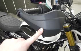 TRIUMPH SCRAMBLER 400XC 2025