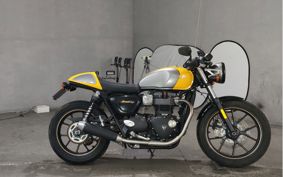 TRIUMPH STREET CUP 2017 DAD77G
