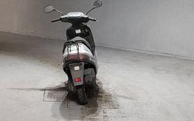 SUZUKI ADDRESS V100 CE11A