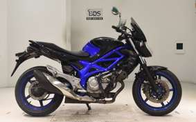 SUZUKI GLADIUS 650 A 2013