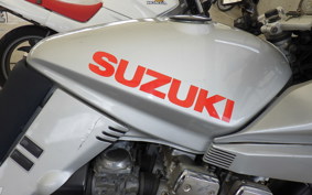 SUZUKI GSX1000S KATANA