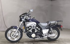 YAMAHA VMAX 2WEE