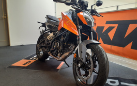 KTM 250 DUKE JPE40