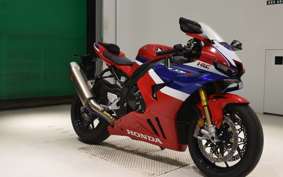 HONDA CBR1000RR RSP 2024 SC82
