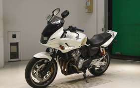 HONDA CB400 SUPER BOLDOR VTEC 2009 NC42