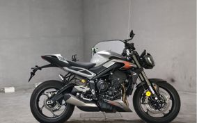 TRIUMPH STREET TRIPLE RS 2024 HDA614