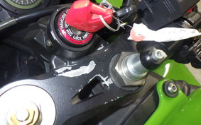 KAWASAKI ZX 10 NINJA R 2004 ZXT00C