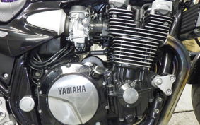 YAMAHA XJR1300 2004
