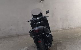 YAMAHA T-MAX 560 2020 SJ19J