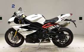TRIUMPH DAYTONA 675 R 2014