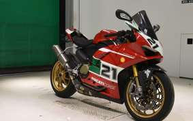 DUCATI DUCATI パニガーレV2ベイリス 2018