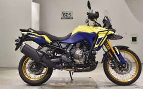 SUZUKI Vｽﾄﾛｰﾑ800DE 2025 EM1BA