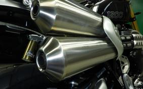 TRIUMPH SCRAMBLER 1200 XE 2025