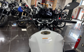 SUZUKI GSR400 ABS 2010 GK7EA