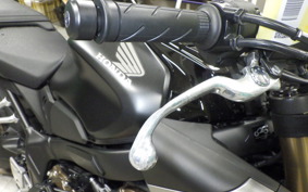 HONDA CB650R E-Clutch 2025 RH17