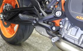 KTM 890 DUKE R 2021