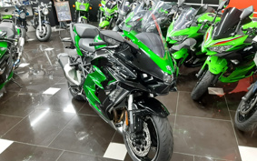KAWASAKI NINJA H2 SX SE 2024 ZXT02P