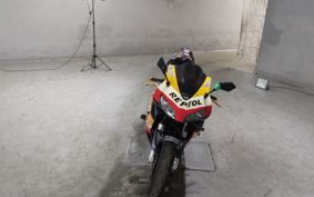 HONDA CBR600RR 2003 PC37