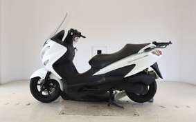 SUZUKI SKYWAVE 200 (Burgman 200) CH41A