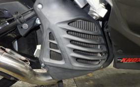YAMAHA N-MAX 2018 SE86J