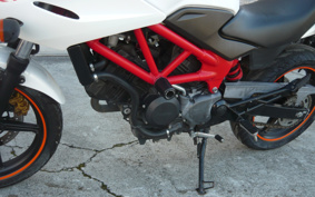 HONDA VTR 250 F MC33