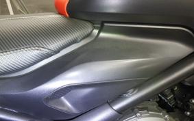 TRIUMPH TRIDENT 660 2023