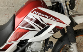 YAMAHA SEROW 250 DG17J