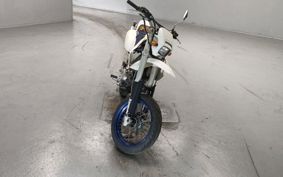 KAWASAKI D-TRACKER LX250E