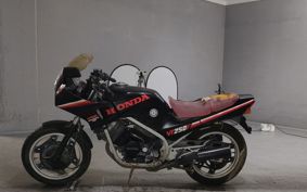 HONDA VT250F MC08