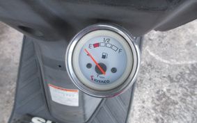 SUZUKI ADDRESS V100 CE13A