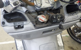 SUZUKI SKYWAVE 250 (Burgman 250) SS CJ43A