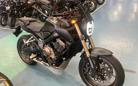 HONDA CB650R 2021 RH03