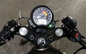 TRIUMPH BONNEVILLE BO BAR 2020 DAD84H