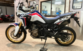 HONDA CFR1000 AfricaTwin 2016 SD04