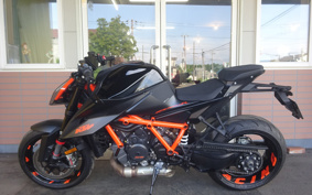 KTM 1290 SUPER DUKE R 2022 V3940