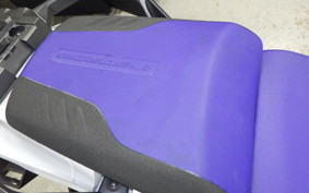 SUZUKI Vｽﾄﾛｰﾑ1050DE 2025 EF11M