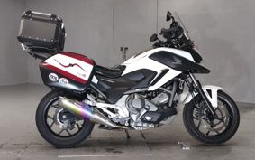 HONDA NC700X DCT RC63