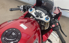 TRIUMPH SPEED TRIPLE 1200RR 2022 S3P02S