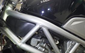 HONDA VTR 250 Gen. 2 MC33