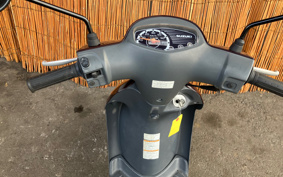 SUZUKI LETS4 CA45A