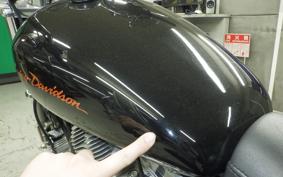 HARLEY XL883L 2011