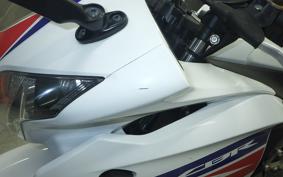 HONDA CBR125R JC50