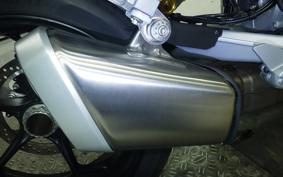 MOTO GUZZI V100 MANDELLO S 2023
