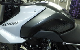 SUZUKI GSX-8S 2024 EM1AA
