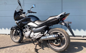 SUZUKI GSR250 GJ55D